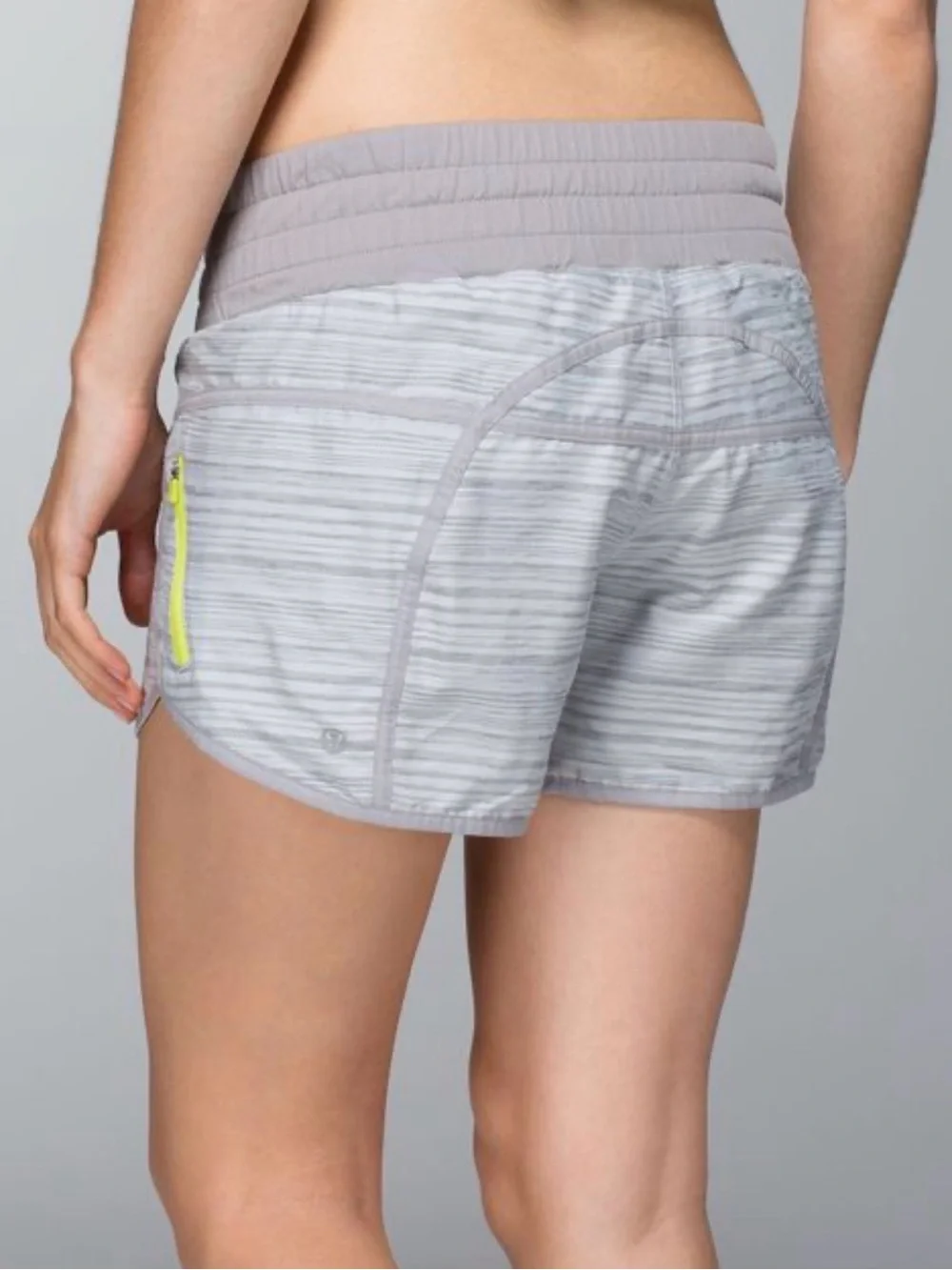 Lululemon Tracker Short II Grey/ Lime Sz 10 Blokette Sporty Chic